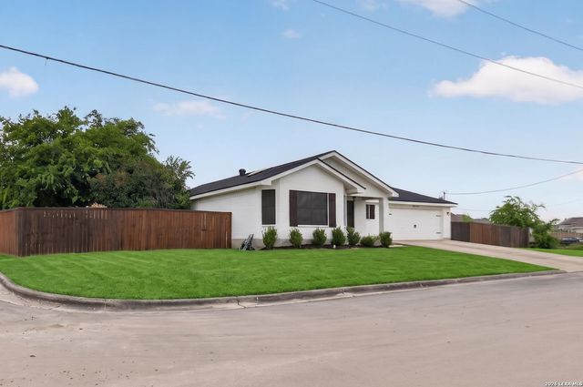 2964 VISTA PKWY, New Braunfels, TX 78130