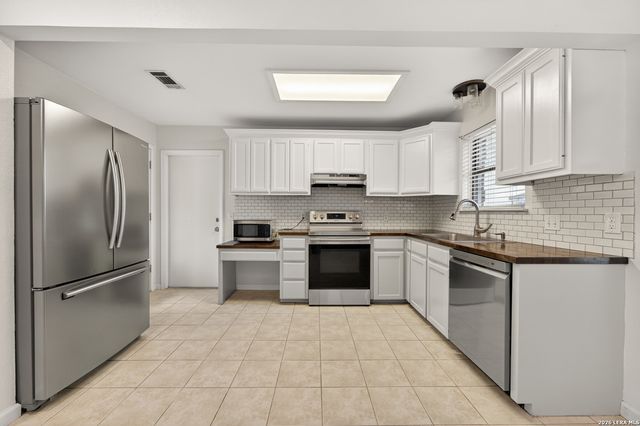 2964 VISTA PKWY, New Braunfels, TX 78130