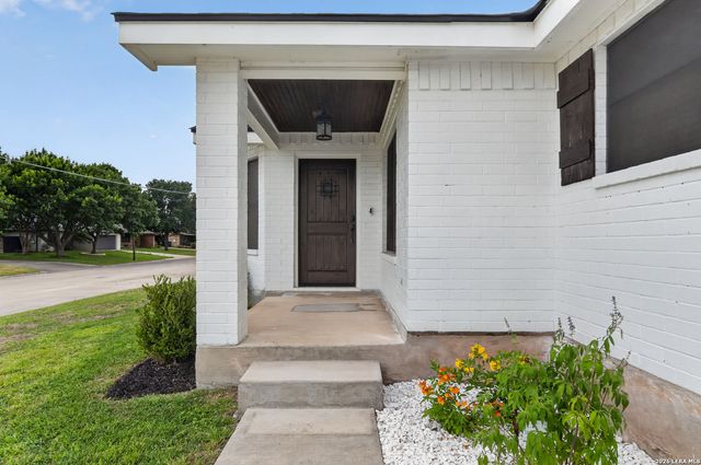 2964 VISTA PKWY, New Braunfels, TX 78130