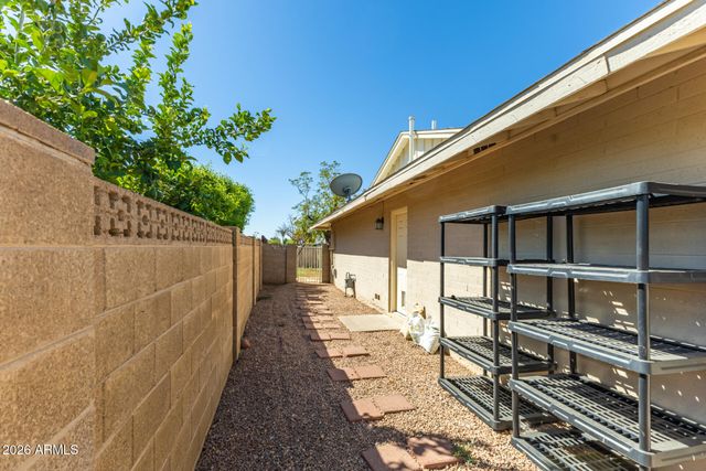 3349 W CROCUS Drive, Phoenix, AZ 85053