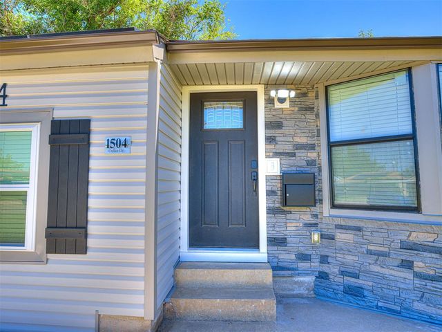 1504 Oelke Drive, Midwest City, OK 73110