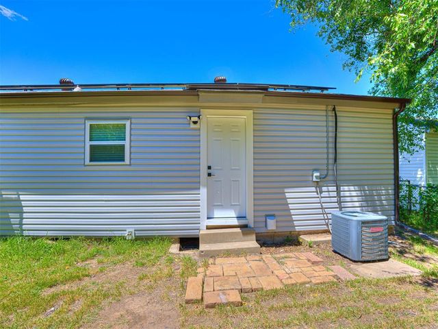 1504 Oelke Drive, Midwest City, OK 73110