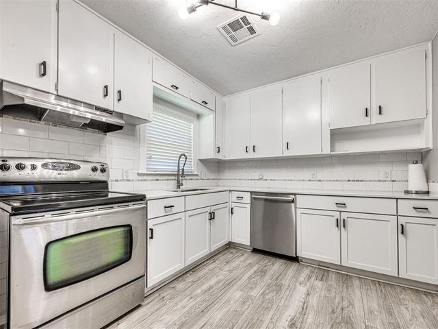 1504 Oelke Drive, Midwest City, OK 73110