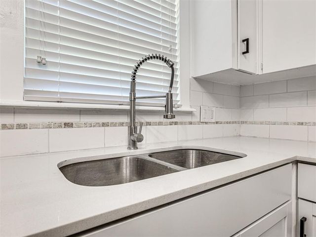 1504 Oelke Drive, Midwest City, OK 73110