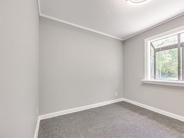 1504 Oelke Drive, Midwest City, OK 73110