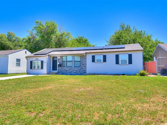 1504 Oelke Drive, Midwest City, OK 73110