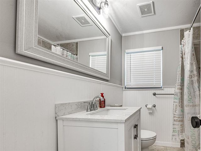 1504 Oelke Drive, Midwest City, OK 73110