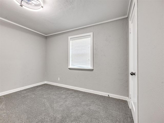 1504 Oelke Drive, Midwest City, OK 73110