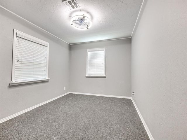 1504 Oelke Drive, Midwest City, OK 73110