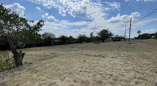 1401 Highway 180 W, Mineral Wells, TX 76067