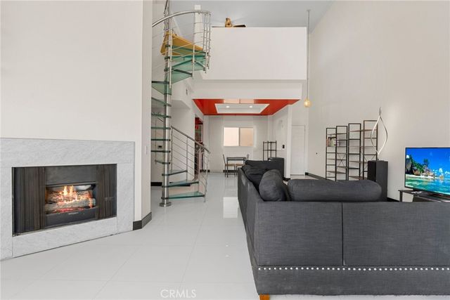 4301 Fulton Avenue 301, Sherman Oaks, CA 91423