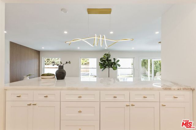 11344 Delano Street, North Hollywood, CA 91606