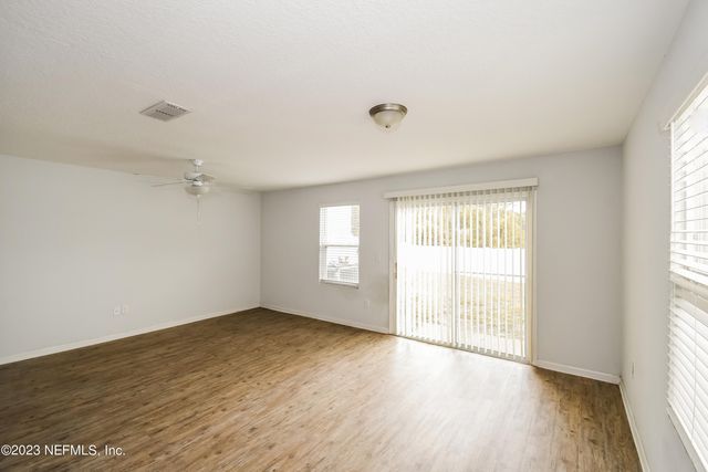 570 EISEMAN Way, Jacksonville, FL 32216