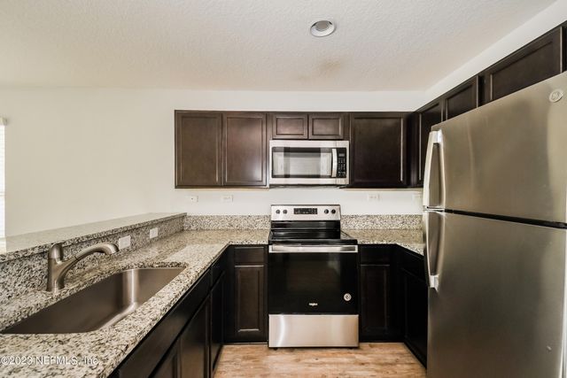 570 EISEMAN Way, Jacksonville, FL 32216