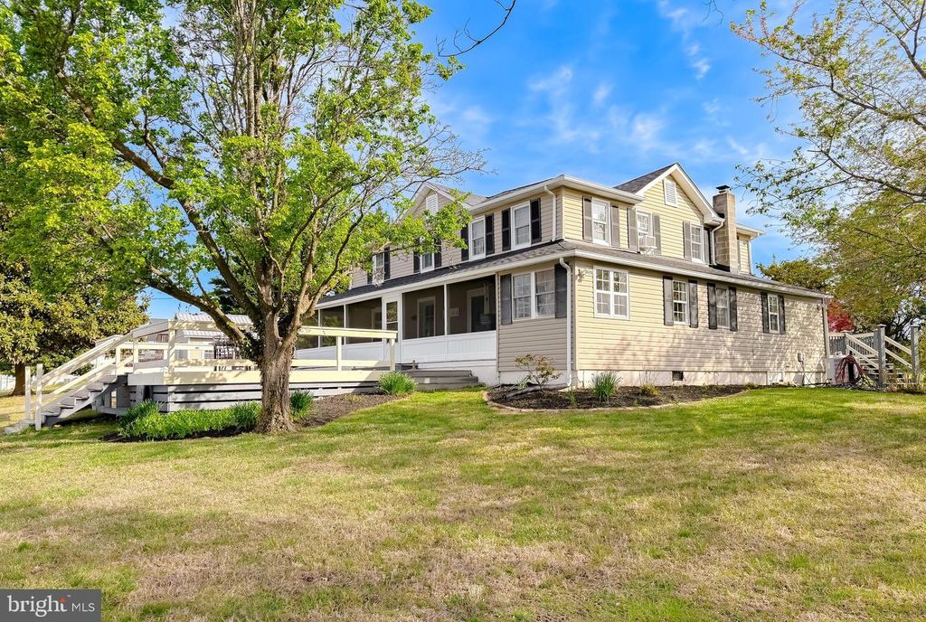 Image 46 of property listing at 21225 GEORGES LN, Avenue, MD 20609