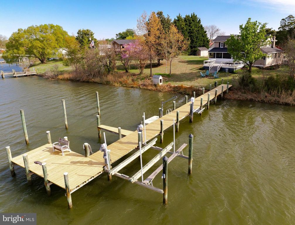 Image 59 of property listing at 21225 GEORGES LN, Avenue, MD 20609