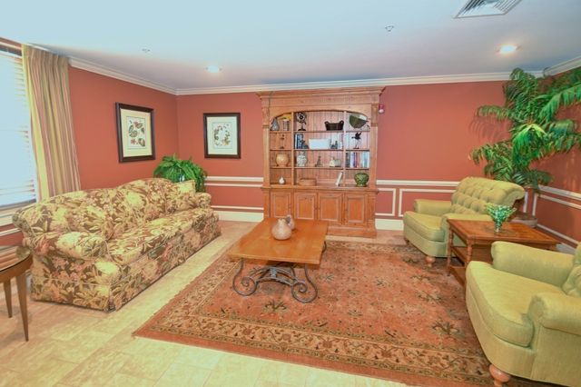 1 Powder Mill Square 107, Andover, MA 01810
