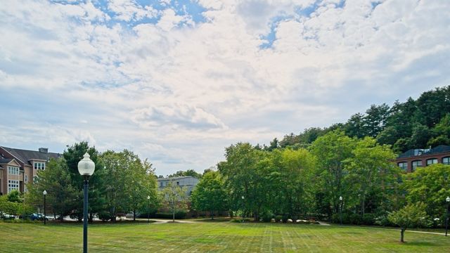 1 Powder Mill Square 107, Andover, MA 01810