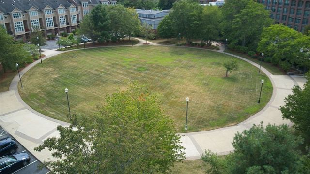 1 Powder Mill Square 107, Andover, MA 01810