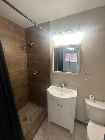 135 Oakwood Street, San Angelo, TX 76903