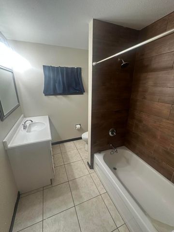 135 Oakwood Street, San Angelo, TX 76903