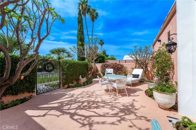 47159 El Menara, Palm Desert, CA 92260