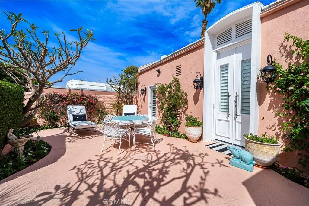 47159 El Menara, Palm Desert, CA 92260