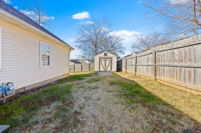 402 Bryn Mawr Cir, Gallatin, TN 37066