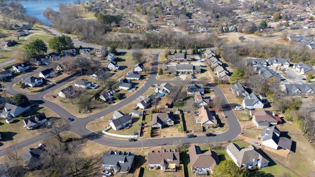 402 Bryn Mawr Cir, Gallatin, TN 37066