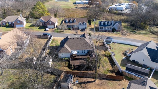 402 Bryn Mawr Cir, Gallatin, TN 37066