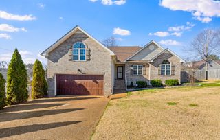 402 Bryn Mawr Cir, Gallatin, TN 37066
