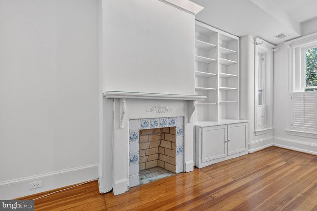 1944 CALVERT ST NW, Washington, DC 20009