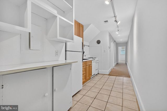1944 CALVERT ST NW, Washington, DC 20009