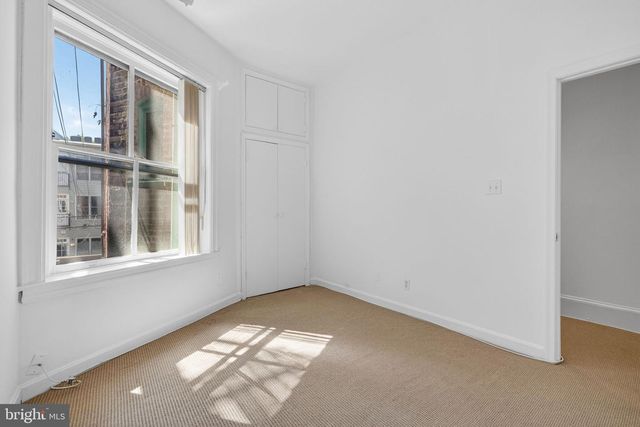 1944 CALVERT ST NW, Washington, DC 20009