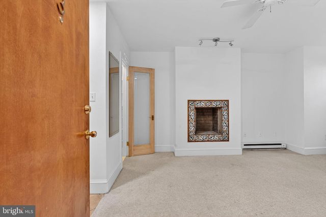 1944 CALVERT ST NW, Washington, DC 20009