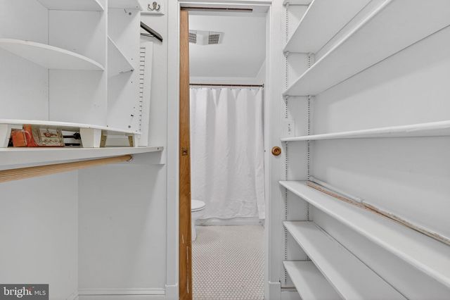 1944 CALVERT ST NW, Washington, DC 20009