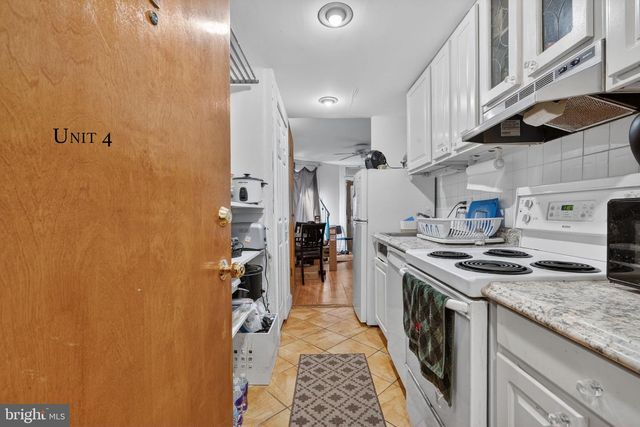 1944 CALVERT ST NW, Washington, DC 20009