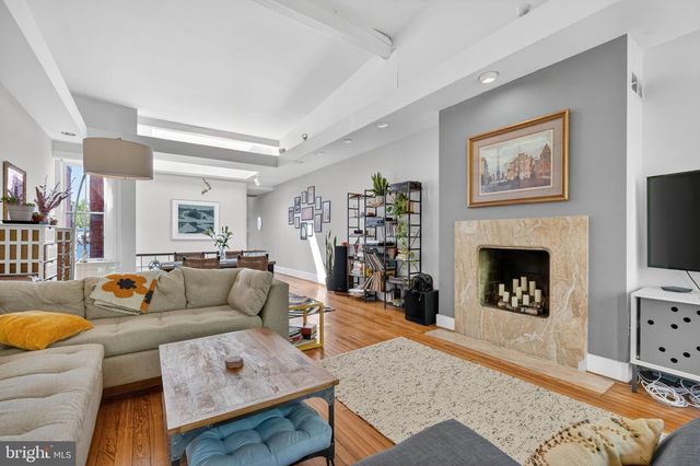 1944 CALVERT ST NW, Washington, DC 20009