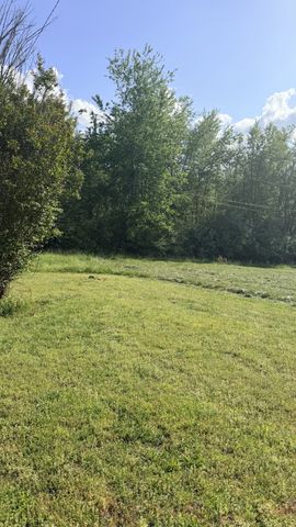 940 N Brace Rd, Summertown, TN 38483