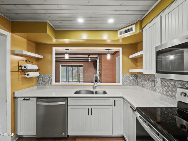 224 Woodland Road, Gatlinburg, TN 37738