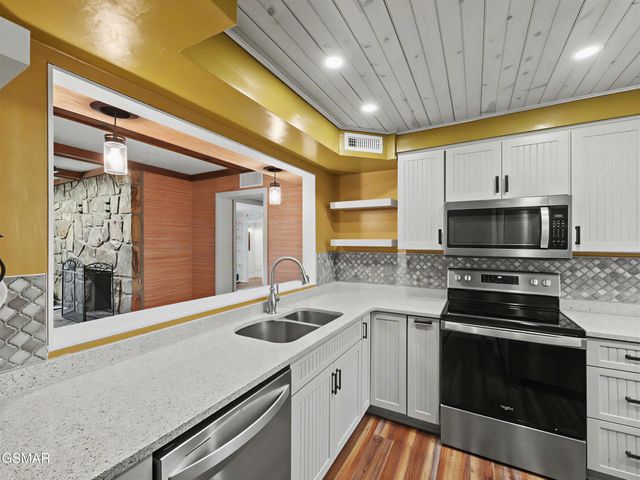 224 Woodland Road, Gatlinburg, TN 37738