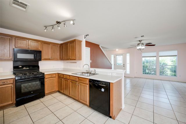 17909 Kenai Fjords DR 2, Pflugerville, TX 78660