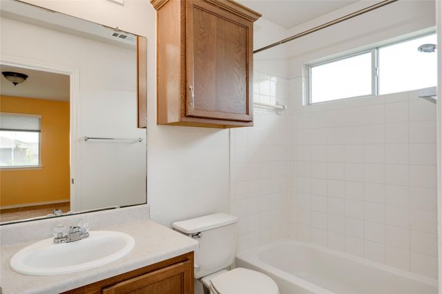 17909 Kenai Fjords DR 2, Pflugerville, TX 78660