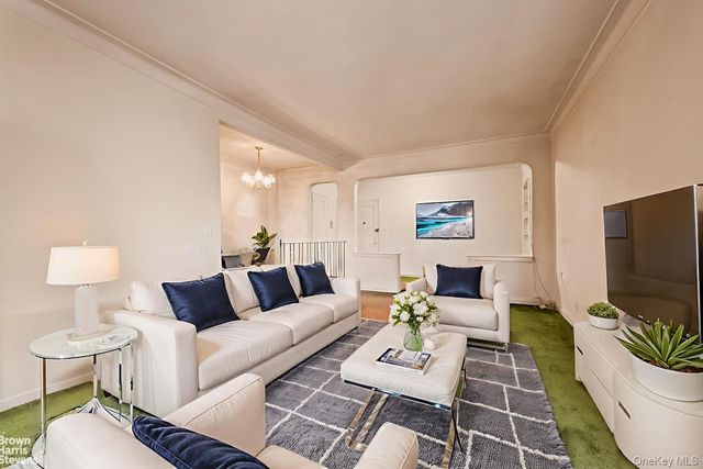 77-14 113th Street 3O, Forest Hills, NY 11375