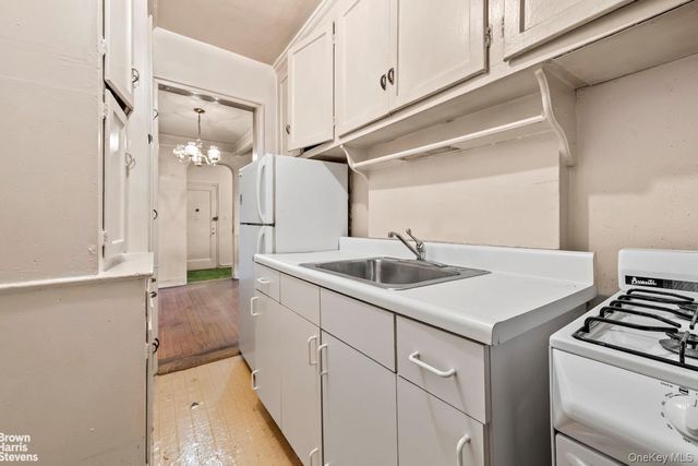 77-14 113th Street 3O, Forest Hills, NY 11375