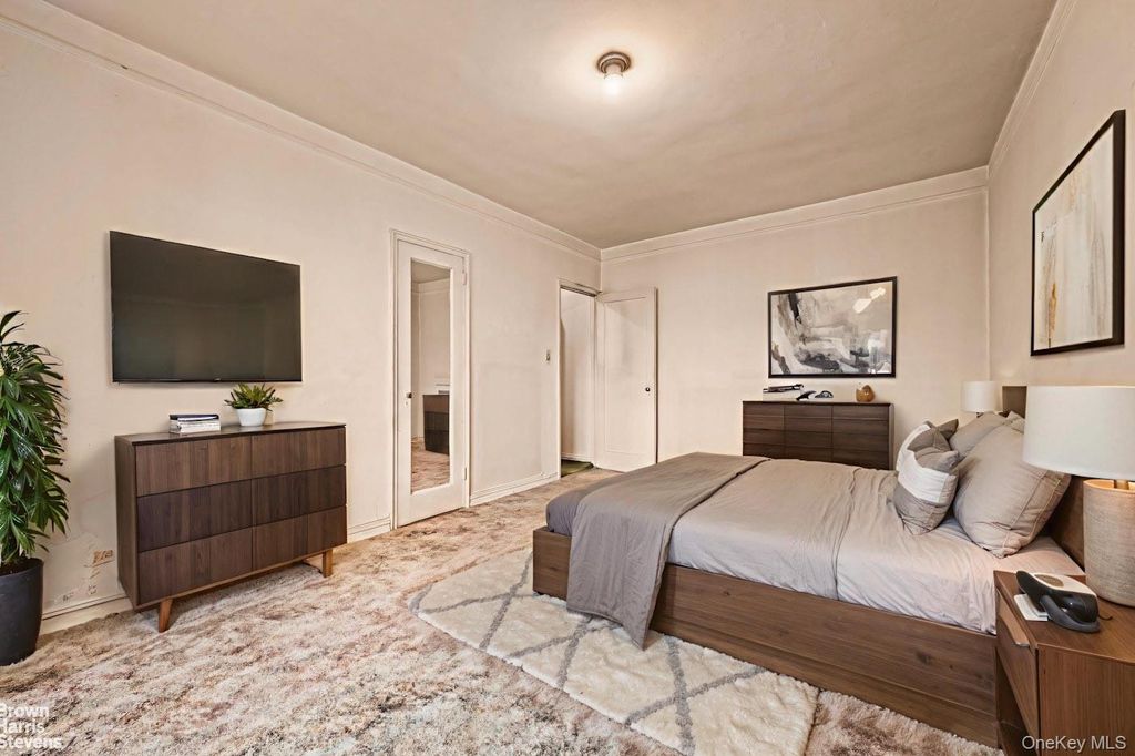 77-14 113th Street 3O, Forest Hills, NY 11375