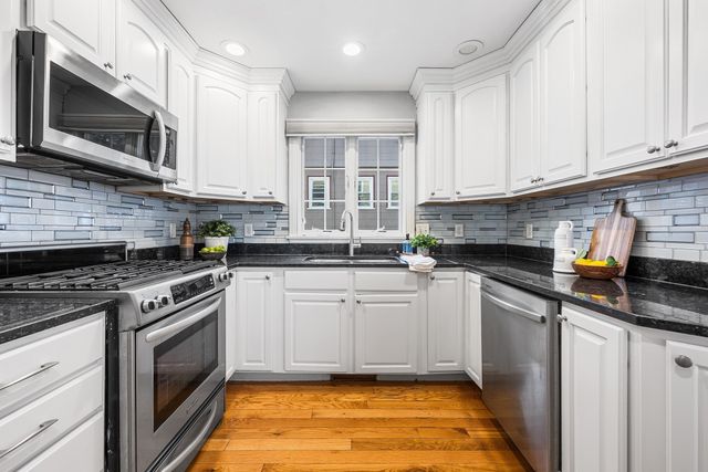 75 Bartlett Ave 75, Arlington, MA 02476