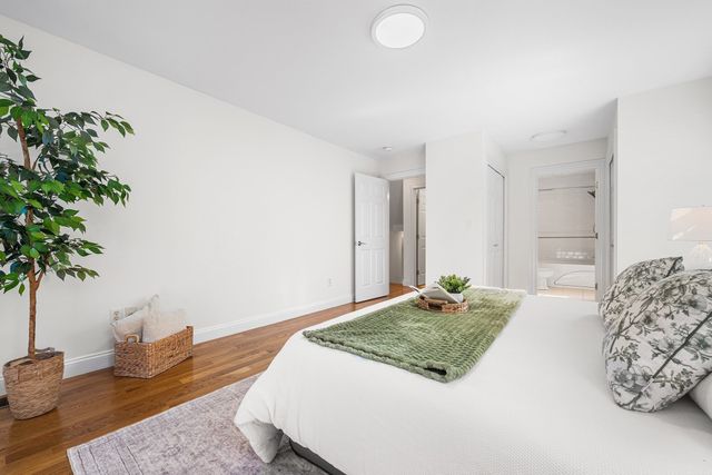 75 Bartlett Ave 75, Arlington, MA 02476