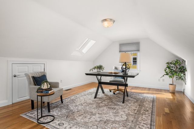 75 Bartlett Ave 75, Arlington, MA 02476