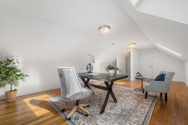 75 Bartlett Ave 75, Arlington, MA 02476